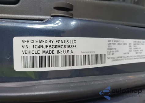 2021 Jeep Grand Cherokee Limited 4X4 из США, поврежденный, VIN 1C4RJFBG0MC616836